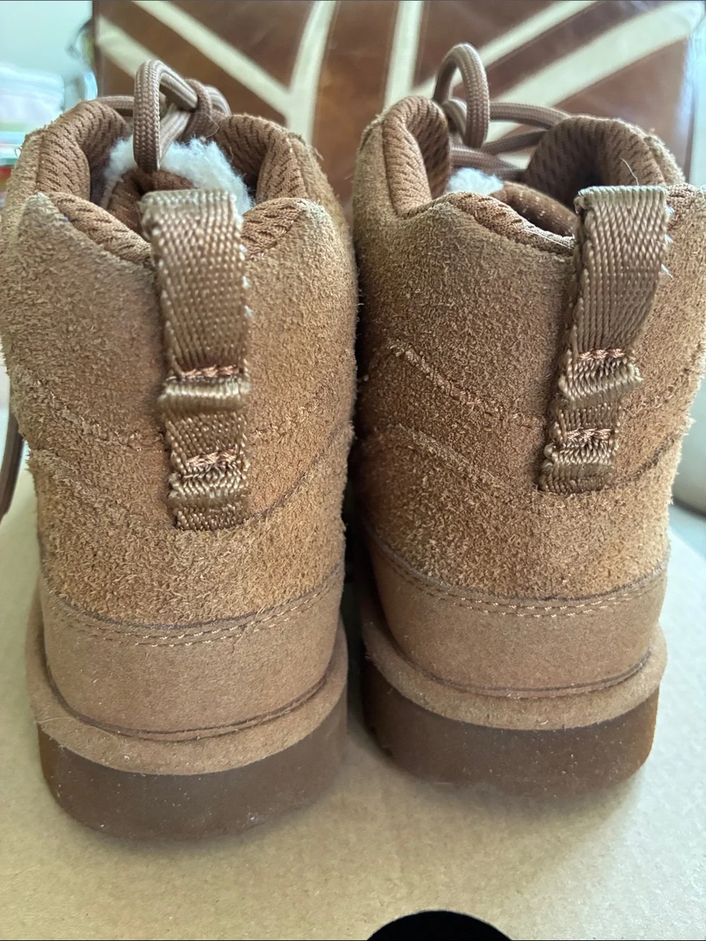 UGG K Highland Hi Heritage Kids Boots in Chestnut